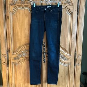 Paige blue denim skyline skinny jeans.